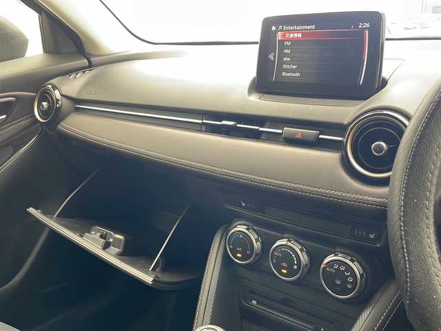 マツダ デミオ 13S ツーリング Lパッケージ 沖縄県 2017(平29)年 6.9万km ソウルレッドプレミアムメタリック 純正ナビ　　/　(フルセグＴＶ　Ｂｌｕｅｔｏｏｔｈ　ＣＤ／ＤＶＤ)/クルーズコントロール　/ハーフレザーシート　/シートヒーター　/ＬＥＤヘッドライト　/純正１５インチアルミホイール　/アイドリングストップ　/スマートキー/アイドリングストップ　/レーンキープアシスト/ETC