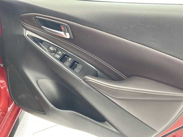 マツダ デミオ 13S ツーリング Lパッケージ 沖縄県 2017(平29)年 6.9万km ソウルレッドプレミアムメタリック 純正ナビ　　/　(フルセグＴＶ　Ｂｌｕｅｔｏｏｔｈ　ＣＤ／ＤＶＤ)/クルーズコントロール　/ハーフレザーシート　/シートヒーター　/ＬＥＤヘッドライト　/純正１５インチアルミホイール　/アイドリングストップ　/スマートキー/アイドリングストップ　/レーンキープアシスト/ETC