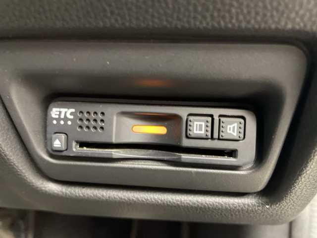 ホンダ ステップワゴン スパーダ クールスピリット 群馬県 2017(平29)年 7.1万km プレミアムスパークルブラックパール 純正９型インターナビ　後席１０型フリップダウンモニター　ＥＴＣ　全周囲モニター　フルセグテレビ　シートヒーター　パドルシフト　ステアリングスイッチ　ＬＥＤヘッドライト　バニティミラー　禁煙車