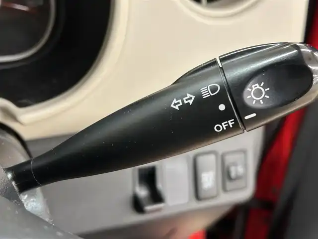 ダイハツ ミラ ココア X 道央・札幌 2016(平28)年 10.3万km シャイニングレッド ・4WD/・社外ナビ(DVD&CD&BT&フルセグ）/・電動格納ミラー/・ドアバイザー/・アイドリングストップ/・純正フロアマット/・ベンチシート/・社外アルミホイール/・キーレス/・ETC/・Wエアバッグ