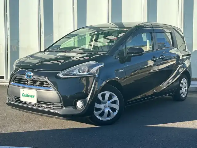 トヨタ シエンタ ハイブリッド G クエロ 神奈川県 2018(平30)年 7.5万km ブラックマイカ デンソーテン製HDDナビ（AVN-D9W）/Bluetooth/フルセグ/CD/DVD/両側パワースライドドア/バックカメラ/ドライブレコーダー/プッシュスタート/スマートキー/純正フロアマット/LEDヘッドライト/フォグランプ/オートマチックハイビーム/ETC/ドアバイザー/電動格納ミラー/横滑り防止装置/レーンキープアシスト/衝突被害軽減システム