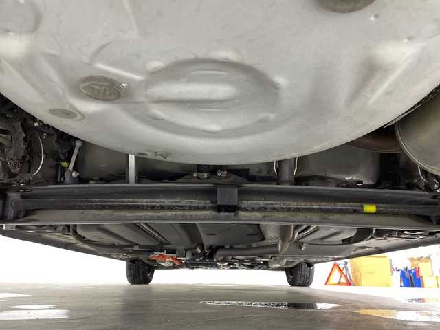 トヨタ シエンタ ハイブリッド G クエロ 福岡県 2018(平30)年 7.5万km ブラックマイカ デンソーテン製HDDナビ（AVN-D9W）/Bluetooth/フルセグ/CD/DVD/両側パワースライドドア/バックカメラ/ドライブレコーダー/プッシュスタート/スマートキー/純正フロアマット/LEDヘッドライト/フォグランプ/オートマチックハイビーム/ETC/ドアバイザー/電動格納ミラー/横滑り防止装置/レーンキープアシスト/衝突被害軽減システム