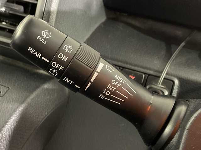 トヨタ シエンタ ハイブリッド G クエロ 福岡県 2018(平30)年 7.5万km ブラックマイカ デンソーテン製HDDナビ（AVN-D9W）/Bluetooth/フルセグ/CD/DVD/両側パワースライドドア/バックカメラ/ドライブレコーダー/プッシュスタート/スマートキー/純正フロアマット/LEDヘッドライト/フォグランプ/オートマチックハイビーム/ETC/ドアバイザー/電動格納ミラー/横滑り防止装置/レーンキープアシスト/衝突被害軽減システム