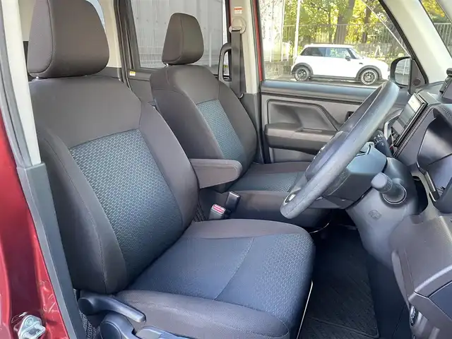 トヨタ ルーミー X 埼玉県 2023(令5)年 2.2万km ファイアークォーツレッドM /純正9型ディスプレイオーディオ//AppleCarPlay/AndridAuto//フルセグTV//バックカメラ//Bluetooth接続//片側パワースライドドア//前2席シートヒーター//ビルトインETC//スマートキーx2//LEDヘッドライト//衝突軽減ブレーキ//車線逸脱警報//横滑り防止装置//Wエアバッグ/ABS//ドライブレコーダー//オートライト//プライバシーガラス//ドアバイザー//新車時保証書//取扱説明書//オーディオ取説