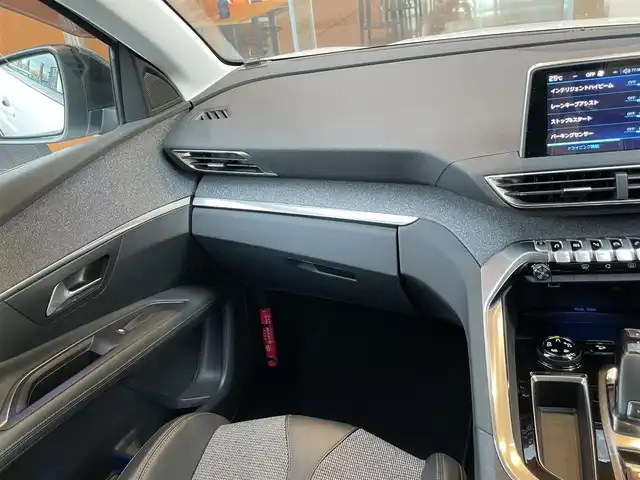 プジョー ３００８ ブルー HDi スペシャルED 鹿児島県 2018(平30)年 3.9万km パールⅡ 360°カメラ/衝突軽減ブレーキ/ACCFフォグライト/レーンキープアシスト/ブラインドスポットモニター/ハーフレザーシート/ルーフレール/電動リアゲート/パドルシフト/LEDヘッドライト/フォグライト/プッシュスタート