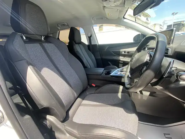 プジョー ３００８ ブルー HDi スペシャルED 栃木県 2018(平30)年 3.9万km パールⅡ ACC/レーンキープ/ブラインドスポット/バックカメラ/純正ナビ/ハーフレザー/パヒュームアトマイザー/ETC/LED/電動リアゲート/純正18インチAW