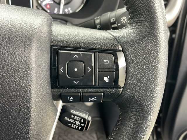 トヨタ ハイラックス Z 道央・札幌 2021(令3)年 1.5万km アティチュードブラックマイカ トヨタセーフティセンス/社外ナビ/（フルセグ/Bluetooth/DVD/SD）/バックカメラ/ETC/前後ドライブレコーダー/レーダークルーズコントロール/革巻きステアリング/ステアリングスイッチ/LEDオートヘッドライト/フォグライト/全席オートパワーウインドウ/純正フロアマット/ドアバイザー/スペアキー/プッシュスタート＆スマートキー