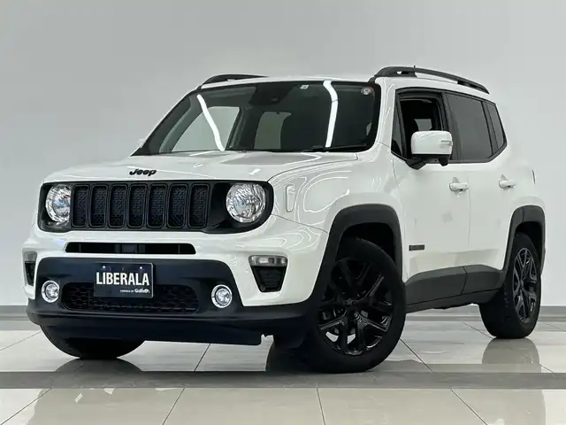 クライスラー・ジープ ジープ レネゲード ナイトイーグル 岡山県 2020(令2)年 2.2万km 白 前面衝突警告/車線逸脱警告/パーキングセンサー/BSA/レインセンサー/クルーズコントロール/アップルカープレイ/アンドロイドオート/アイドリングストップ/ETC/アダプティブヘッドライト/オートライト/プッシュスタート/純正18インチAW
