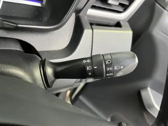 トヨタ タンク カスタムG S 高知県 2018(平30)年 4.3万km パールホワイトⅢ 純正ナビ/　Bluetooth/フルセグ/　CD/DVD/AM/FM/バックカメラ/両側パワースライドドア/ビルトインETC/クルーズコントロール/アイドリングストップ/プッシュスタート/スマートキー/スペアキー/LEDヘッドライト/コーナーセンサー/オートライト/純正フロアマット/純正14インチアルミホイール/シートヒーター/衝突被害軽減システム/盗難防止装置