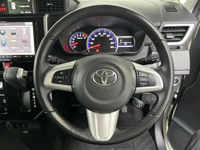 トヨタ タンク カスタムG S 高知県 2018(平30)年 4.3万km パールホワイトⅢ 純正ナビ/　Bluetooth/フルセグ/　CD/DVD/AM/FM/バックカメラ/両側パワースライドドア/ビルトインETC/クルーズコントロール/アイドリングストップ/プッシュスタート/スマートキー/スペアキー/LEDヘッドライト/コーナーセンサー/オートライト/純正フロアマット/純正14インチアルミホイール/シートヒーター/衝突被害軽減システム/盗難防止装置