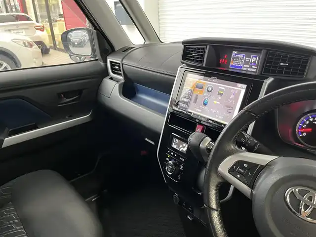 トヨタ タンク カスタムG S 高知県 2018(平30)年 4.3万km パールホワイトⅢ 純正ナビ/　Bluetooth/フルセグ/　CD/DVD/AM/FM/バックカメラ/両側パワースライドドア/ビルトインETC/クルーズコントロール/アイドリングストップ/プッシュスタート/スマートキー/スペアキー/LEDヘッドライト/コーナーセンサー/オートライト/純正フロアマット/純正14インチアルミホイール/シートヒーター/衝突被害軽減システム/盗難防止装置