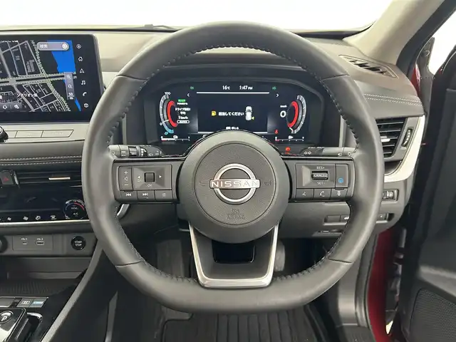 日産 エクストレイル X e－4ORCE 90周年記念車 福井県 2024(令6)年 0.5万km 赤 純正１２．３インチナビ　/(Bluetooth/フルセグTV/CarPlay/USB接続）/アラウンドビューモニター　/プロパイロット　/衝突軽減ブレーキ　/ビルトインＥＴＣ２．０　/シートヒーター　/１００Ｖ電源　/ＬＥＤヘッドライト　/パワーバックドア　/ブラインドスポットモニター/パワーシート/オートブレーキホールド機能/コーナーセンサー/ルーフレール