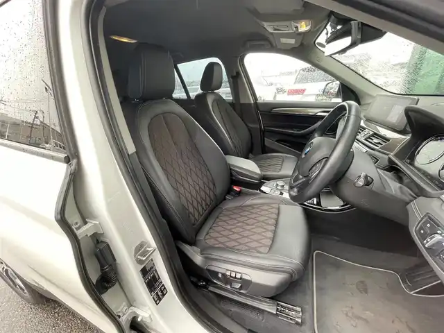 ＢＭＷ Ｘ１ xDrive 18d xライン 石川県 2020(令2)年 3.5万km ミネラルホワイト 純正メモリナビ/バックカメラ/Bluetooth/オートクルーズコントロール/インテリジェントセーフティー/パワーシート(前席)/パワーリアゲート/オートライト/LEDヘッドライト/フォグランプ(前後)/アンビエントライト/プッシュスタート/ETC(ルームミラー一体型)