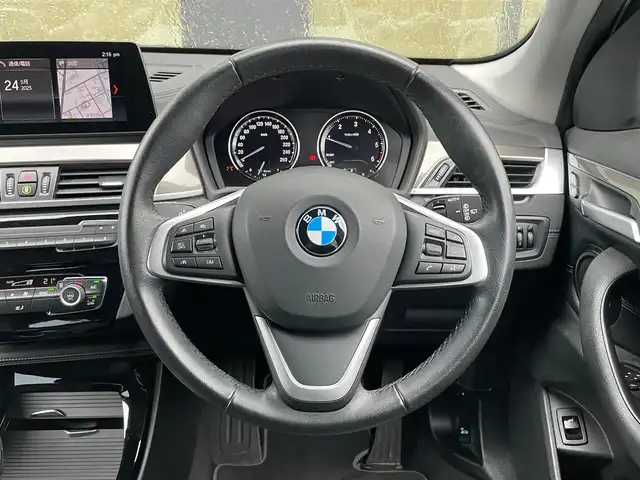 ＢＭＷ Ｘ１ xDrive 18d xライン 石川県 2020(令2)年 3.5万km ミネラルホワイト 純正メモリナビ/バックカメラ/Bluetooth/オートクルーズコントロール/インテリジェントセーフティー/パワーシート(前席)/パワーリアゲート/オートライト/LEDヘッドライト/フォグランプ(前後)/アンビエントライト/プッシュスタート/ETC(ルームミラー一体型)