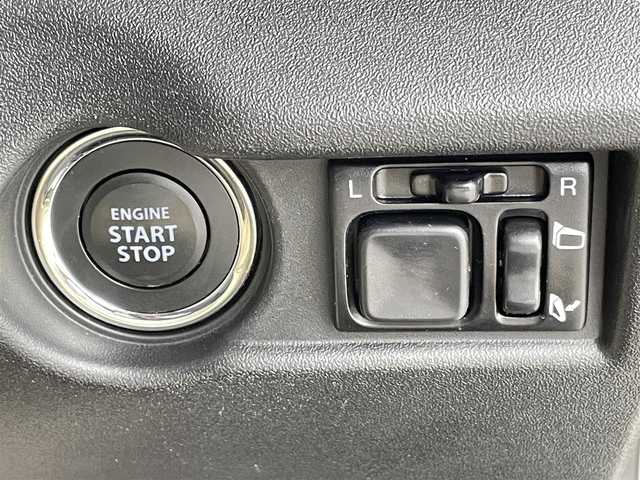 スズキ ジムニー XL 千葉県 2019(平31)年 1.8万km ジャングルグリーン 禁煙車/セーフティーサポート装着車/インタークーラーターボ/パートタイム４WD/デュアルセンサーブレーキサポート/運転席・助手席・サイド・カーテンエアバック/社外7インチナビ/・Bluetooth・フルセグTV・CD/DVD・RADIO/純正フロアマット/スマートキー/スペアキー×１/ETC/運転席・助手席シートヒーター