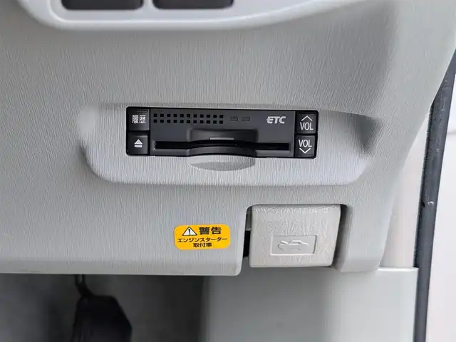 トヨタ プリウス G ツーリングセレクション 福井県 2009(平21)年 11.8万km シルバーM バックカメラ/ビルトインＥＴＣ/LEDヘッドライト/Fフォグ/クルーズコントロール/前後ドライブレコーダー/純正8インチメモリナビ（CD/DVD/BT/iPod）/フルセグテレビ/横滑り防止装置/盗難防止装置/ダブル＋サイドエアバッグ/カーテンエアバッグ/アイドリングストップ/純正フロアマット/スマートキー