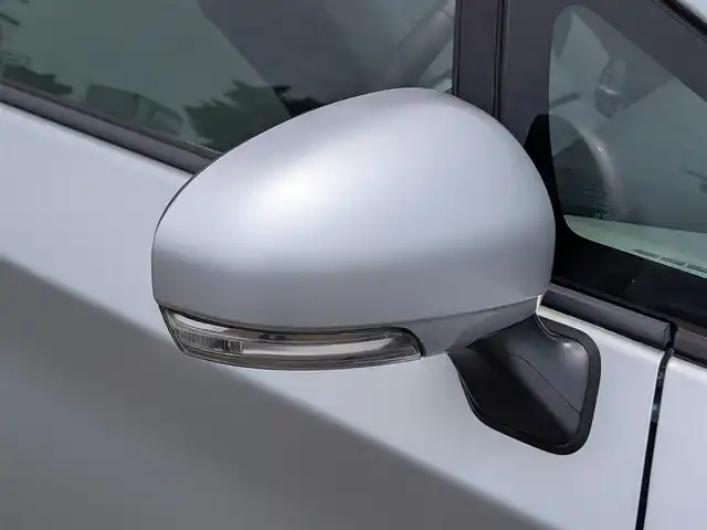 トヨタ プリウス G ツーリングセレクション 福井県 2009(平21)年 11.8万km シルバーM バックカメラ/ビルトインＥＴＣ/LEDヘッドライト/Fフォグ/クルーズコントロール/前後ドライブレコーダー/純正8インチメモリナビ（CD/DVD/BT/iPod）/フルセグテレビ/横滑り防止装置/盗難防止装置/ダブル＋サイドエアバッグ/カーテンエアバッグ/アイドリングストップ/純正フロアマット/スマートキー