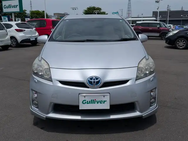 トヨタ プリウス G ツーリングセレクション 福井県 2009(平21)年 11.8万km シルバーM バックカメラ/ビルトインＥＴＣ/LEDヘッドライト/Fフォグ/クルーズコントロール/前後ドライブレコーダー/純正8インチメモリナビ（CD/DVD/BT/iPod）/フルセグテレビ/横滑り防止装置/盗難防止装置/ダブル＋サイドエアバッグ/カーテンエアバッグ/アイドリングストップ/純正フロアマット/スマートキー