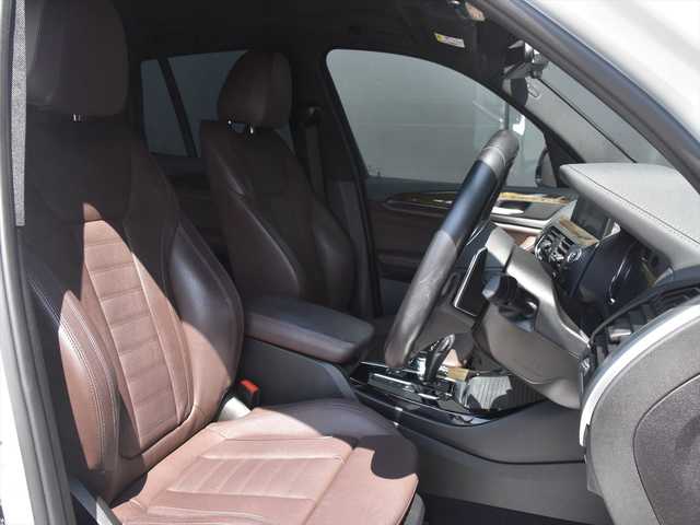 ＢＭＷ Ｘ３ xDrive20d Mスポーツ 和歌山県 2018(平30)年 3.2万km 白 ハイラインパッケージ /モカレザー /ACC /BSM /LKA /オートテールゲート /純ナビ /360度カメラ /フルセグTV /パワーシート /シートヒーター /コンフォートアクセス /パドルシフト /ドラレコ /純19incAW /LEDライト /ETC