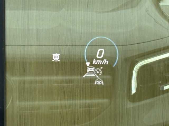 メルセデス・ベンツ Ｍ・ベンツ ＧＬＢ２００ｄ 4マチック 石川県 2021(令3)年 3.7万km デジタルホワイト ４WD/ディーゼルターボ/純正メモリナビ/〈BT／AM／FM／DVD〉/アラウンドビューモニター/黒革シート/シートメモリー/パワーシート〈前席〉/シートヒーター〈前席〉/ステアリングスイッチ/パドルシフト/ワイヤレスチャージ/ヘッドアップディスプレイ/クルーズコントロール/ルーフレール/LEDヘッドライト/オートライト/オートマチックハイビーム/ETC2.0