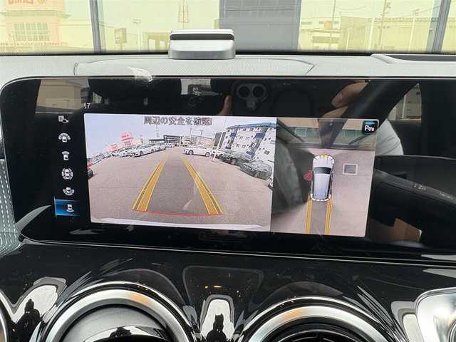 メルセデス・ベンツ Ｍ・ベンツ ＧＬＢ２００ｄ 4マチック 石川県 2021(令3)年 3.7万km デジタルホワイト ４WD/ディーゼルターボ/純正メモリナビ/〈BT／AM／FM／DVD〉/アラウンドビューモニター/黒革シート/シートメモリー/パワーシート〈前席〉/シートヒーター〈前席〉/ステアリングスイッチ/パドルシフト/ワイヤレスチャージ/ヘッドアップディスプレイ/クルーズコントロール/ルーフレール/LEDヘッドライト/オートライト/オートマチックハイビーム/ETC2.0
