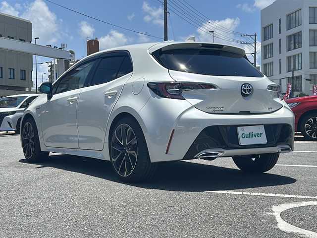 トヨタ カローラ スポーツ ハイブリッドG Z 沖縄県 2020(令2)年 2.2万km ホワイトパールクリスタルシャイン 純正ディスプレイオーディオ/Ｂｌｕｅｔｏｏｔｈ/バックカメラ/ビルトインＥＴＣ/ウィンカーミラー　/ＬＥＤヘッドライト/フォグライト/ステアリングスイッチ/プッシュスタート/スマートキー
