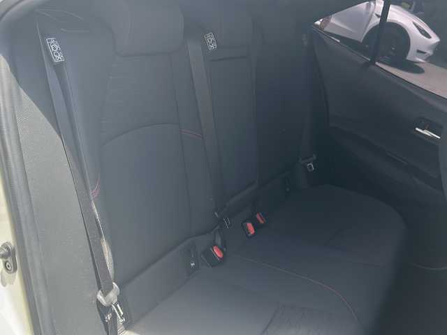 トヨタ カローラ スポーツ ハイブリッドG Z 沖縄県 2020(令2)年 2.2万km ホワイトパールクリスタルシャイン 純正ディスプレイオーディオ/Ｂｌｕｅｔｏｏｔｈ/バックカメラ/ビルトインＥＴＣ/ウィンカーミラー　/ＬＥＤヘッドライト/フォグライト/ステアリングスイッチ/プッシュスタート/スマートキー