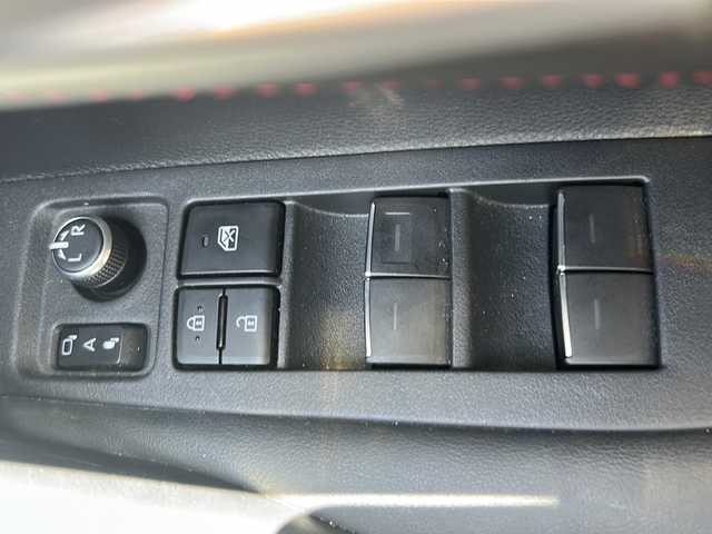 トヨタ カローラ スポーツ ハイブリッドG Z 沖縄県 2020(令2)年 2.2万km ホワイトパールクリスタルシャイン 純正ディスプレイオーディオ/Ｂｌｕｅｔｏｏｔｈ/バックカメラ/ビルトインＥＴＣ/ウィンカーミラー　/ＬＥＤヘッドライト/フォグライト/ステアリングスイッチ/プッシュスタート/スマートキー