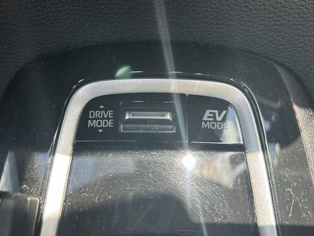 トヨタ カローラ スポーツ ハイブリッドG Z 沖縄県 2020(令2)年 2.2万km ホワイトパールクリスタルシャイン 純正ディスプレイオーディオ/Ｂｌｕｅｔｏｏｔｈ/バックカメラ/ビルトインＥＴＣ/ウィンカーミラー　/ＬＥＤヘッドライト/フォグライト/ステアリングスイッチ/プッシュスタート/スマートキー