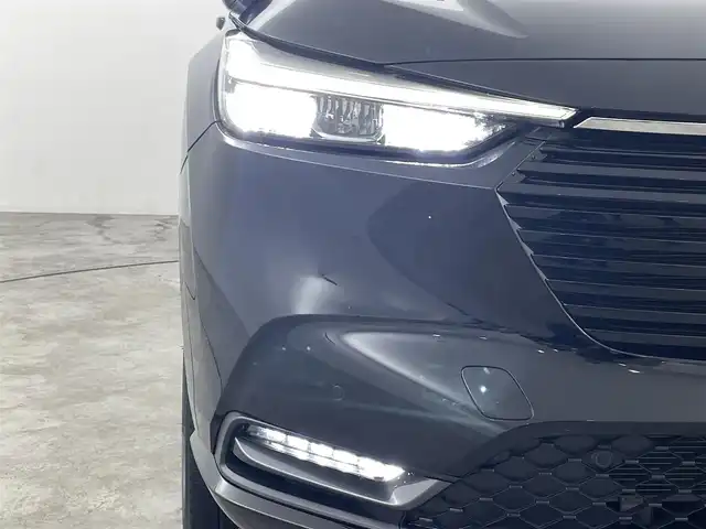 ホンダ ヴェゼル ハイブリッド e:HEV Z 福島県 2021(令3)年 3.3万km クリスタルブラックパール ホンダセンシング　/・ＣＭＢＳ/・路外逸脱抑制/・ＢＳＭ/・レーダークルーズコントロール/純正メモリナビゲーション　/バックカメラ　/ドライブレコーダ前後　/パワーバックドア　/電子パーキング　/・ブレーキホールド　/ハーフレザーシート　/ダウンヒルアシストコントロール　/シートヒーター　/・ステアヒーター/プッシュスタート/・スマートキー/・スペアキー/ステアリングスイッチ/・革巻きステアリング/・チルトステアリング/LEDライト/・オートライト/・フォグライト/フロント熱線/純正ラバーマット/ドアバイザー