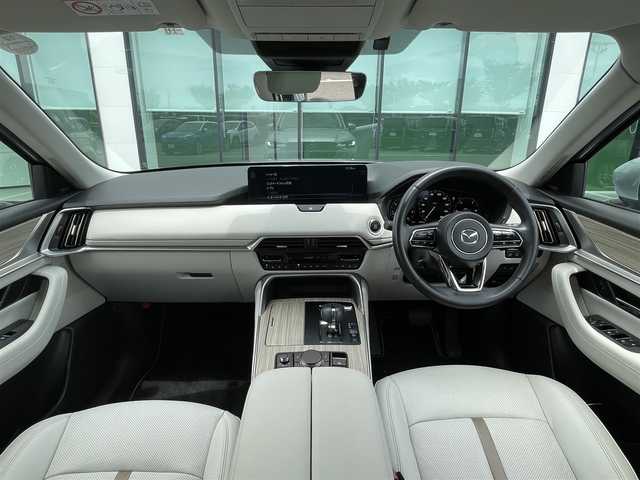 マツダ ＣＸ－６０ XD HV エクスクルーシブモダン 和歌山県 2022(令4)年 1万km ソニックシルバーM 純正マツコネナビ/360度ビューカメラ/革巻きステアリング/ステアリングヒーター/ヘッドアップディスプレイ/BSM/LEDヘッドライト/ホワイトレザーシート/全席シートヒーター/前席ベンチレーション/パワーバックドア/BOSEサウンド/HDMI/レーダークルーズコントロール/置くだけ充電/電子式パーキング/パワーメモリーシート