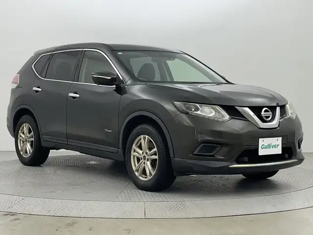 日産 エクストレイル ハイブリッド 20X エマージェンシーブレーキ 新潟県 2017(平29)年 10.7万km チタニウムカーキ 4WD/純正ナビ/　　フルセグ/CD/AUX/FM/AM/アラウンドビューモニター/パワーバックドア/クルーズコントロール/シートヒーター/LEDオートライト/ステアリングスイッチ/コーナーセンサー/スマートキー