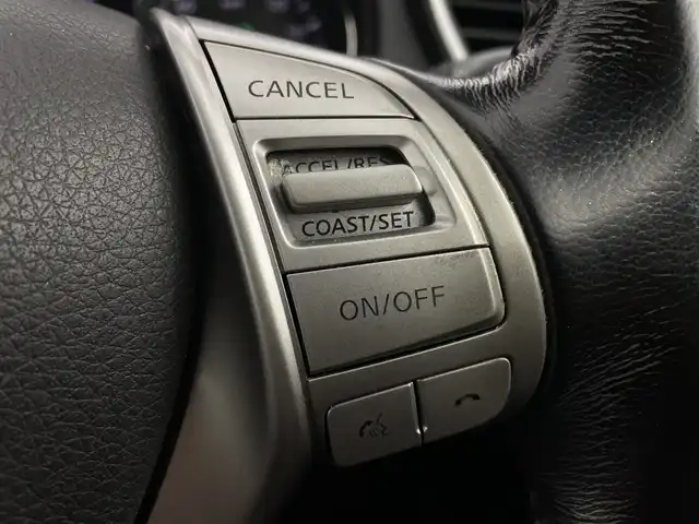 日産 エクストレイル ハイブリッド 20X エマージェンシーブレーキ 新潟県 2017(平29)年 10.7万km チタニウムカーキ 4WD/純正ナビ/　　フルセグ/CD/AUX/FM/AM/アラウンドビューモニター/パワーバックドア/クルーズコントロール/シートヒーター/LEDオートライト/ステアリングスイッチ/コーナーセンサー/スマートキー