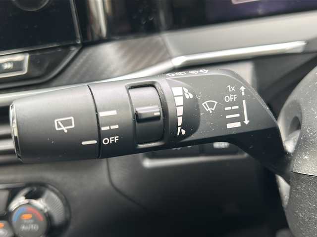 日産 ノート X 栃木県 2021(令3)年 5.2万km オーロラフレアブルーパール 純正メモリナビ/Bluetooth USB /TV　フルセグ/アラウンドビューモニター/ブラインドスポットモニター/インテリジェントルームミラー/プロパイロット/ETC2.0/ドライブレコーダー/ワイヤレス充電器/寒冷地仕様/コーナーセンサー/レーンキープアシスト/盗難防止装置/オートライト/LEDヘッドライト/衝突被害軽減システム/取扱説明書