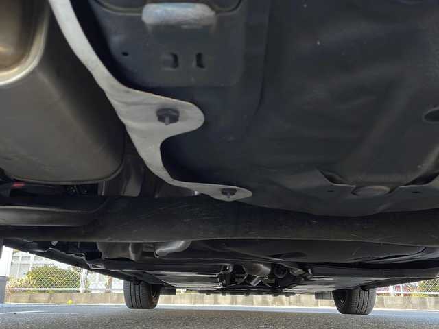 日産 ノート X 山口県 2021(令3)年 5.2万km オーロラフレアブルーパール ワンオーナー/Nissan　Connect ナビゲーションシステム/・AM/FM/・USB/・Apple CarPlay/・Android Auto/・HDMI/・フルセグテレビ/・Bluetooth/ステアリングスイッチ/ETC2.0/ドライブレコーダー/アラウンドビューモニター/ブラインドスポットモニター/インテリジェントルームミラー/ワイヤレス充電/USB電源ソケット/純正フロアマット/前席シートヒーター/ステアリングヒーター/スマートキー・スペアキー有/プッシュアップスタート/LEDヘッドランプ/フォグランプ/オートライト/オートマチックハイビーム/電動パーキングブレーキ/オートブレーキホールド/プロパイロット/衝突被害軽減システム/横滑り防止装置/フロント＆バックソナー/盗難防止装置/取扱説明書