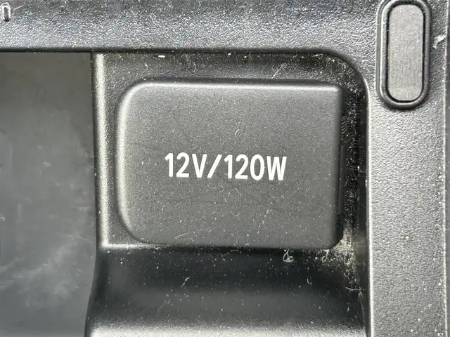 トヨタ ハリアー プレミアム 奈良県 2019(令1)年 6.8万km ホワイトパールクリスタルシャイン モデリスタフルエアロ/純正９インチナビ/（フルセグ／ＢＴ／ＣＤ／ＤＶＤ）/レーダークルーズコントロール/バックカメラ/コーナーセンサー（前後）/プリクラッシュセーフティ/レーンキープアシスト/電動リアゲート/ハーフレザーシート/運転席パワーシート/ＥＴＣ2.0/純正前方ドライブレコーダー（DRT-C68A）/純正18インチAW/保証書/取り扱い説明書/スペアキーX1