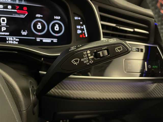 アウディ ＲＳＱ８ 道央・札幌 2021(令3)年 1.2万km ガンＭ ブラックAudi　rings＆カーボン/グロスブラックスタイリングpkg/・ブラックAudi　rings/・ブラックスタイリング/・グロスカーボンRSエクステリアパッケージ/・エクステリアミラーハウジングブラック/ルーフレール（ブラック）/パノラマサンルーフ/純正２３インチAW/アダプティブクルーズコントロール/サラウンドビューカメラ/黒革レザーシート/メモリー付パワーシート（D/N）/シートヒーター（前席・後席）/シートベンチレーション（D/N）/Bang＆Olufsen　SDサウンドシステム/RSエアサスペンション/パワーテールゲート/LEDヘッドライト/オートライト/ステアリングヒーター/・スペアキー×１