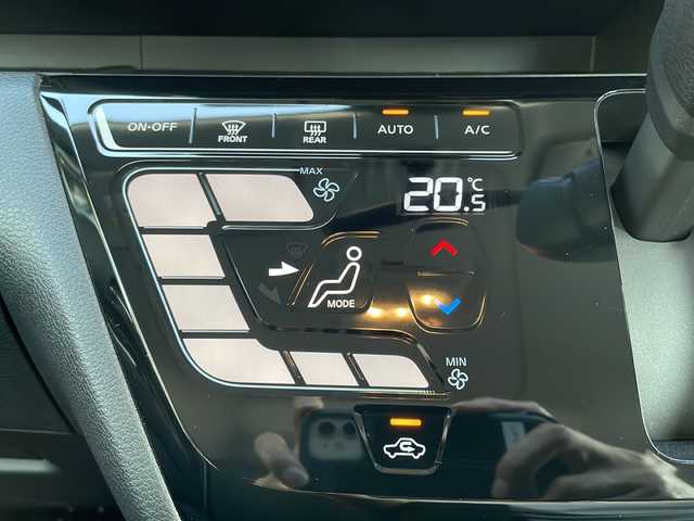 日産 ルークス HWS X プロパイロットED 大阪府 2024(令6)年 0.2万km フローズンバニラパール ワンオーナー/純正メモリナビ/・FM/AM/Bluetooth/全周囲カメラ/ドライブレコーダー/衝突軽減ブレーキ/クルーズコントロール/革巻きステアリング/ステアリングリモコン/両側パワースライドドア/前後コーナーセンサー/LEDヘッドライト/オートライト/オートエアコン/スマートキー/プッシュスタートボタン/12V電源/純正14インチアルミホイール/純正フロアマット/取扱説明書/保証書
