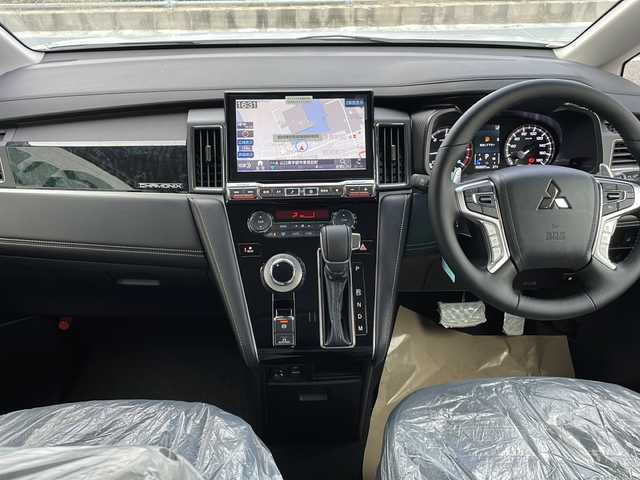 三菱 デリカＤ：５ シャモニー 山口県 2025(令7)年 0.1千km パールⅡ 12インチフリップダウンモニター/社外11インチナビ/・Bluetooth/・フルセグテレビ/・HDMI/・USB入力/・Apple Car Play/・Android Auto/e-Assist/・衝突被害軽減ブレーキ/・車線逸脱警報システム/・レーダークルーズコントロール/・オートマチックハイビーム/・後側方車両検知警報システム/・誤発進抑制機能/・後退時交差車両検知システム/マルチアラウンドモニター/両側オートスライドドア/純正18インチアルミホイール/ヒルディセントコントロール/ハーフレザーシート/ハンドルヒーター/電動パーキングブレーキ/純正LEDヘッドライト/フォグライト/オートライト/プッシュスタート/スマートキー/スペアキー有/取扱説明書/保証書