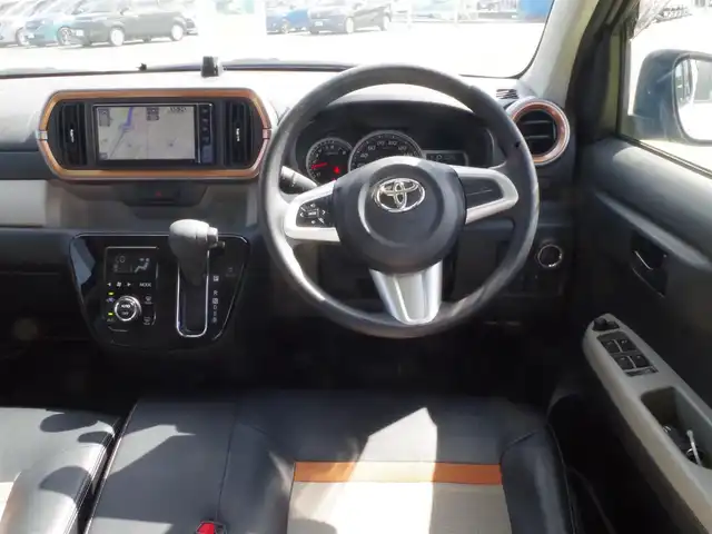 トヨタ パッソ モーダ　チャーム 千葉県 2022(令4)年 3.4万km ブラックマイカメタリック/パウダリーベージュメタリック 2トーン スマートアシストIII/エコアイドル/純正SDナビ/地デジTV/【CD再生機能　Bluetooth接続】/パノラマモニター/ドライブレコーダー/ハーフレザーシート/ステアリングスイッチ/ETC/LEDヘッドライト/フォグライト/ウインカーミラー/コーナーセンサー/キーフリーシステム