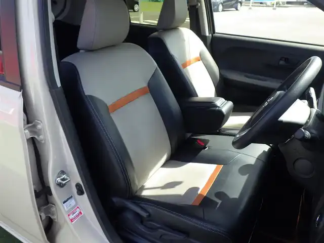 トヨタ パッソ モーダ　チャーム 千葉県 2022(令4)年 3.4万km ブラックマイカメタリック/パウダリーベージュメタリック 2トーン スマートアシストIII/エコアイドル/純正SDナビ/地デジTV/【CD再生機能　Bluetooth接続】/パノラマモニター/ドライブレコーダー/ハーフレザーシート/ステアリングスイッチ/ETC/LEDヘッドライト/フォグライト/ウインカーミラー/コーナーセンサー/キーフリーシステム