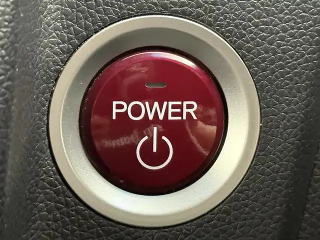 ホンダ フィット ハイブリット Fパッケージ 愛知県 2015(平27)年 9.1万km ティンテッドシルバーM 純正ナビ/（CD/DVD/Bluetooth/ワンセグ）/ETC/バックカメラ/横滑り防止/ステアスイッチ/ECOモード付き/ドアバイザー/電格ミラー/スマートキー/プッシュスタート/ハロゲンヘッドライト/マニュアルレベライザー