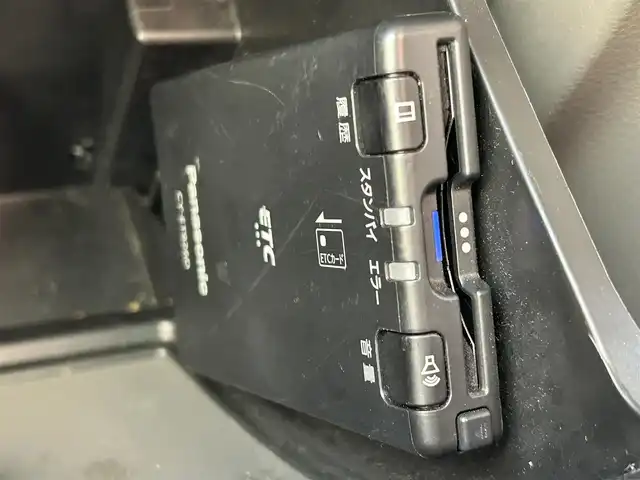 スズキ エブリイ PC リミテッド 愛媛県 2019(令1)年 7.4万km ブルーイッシュブラックパール3 登録時走行距離:73520km/ディーラーOP純正ナビ/AM/FM/TV/DVD/CD/SD/Bluetooth/ETC/ＡＣ/ハロゲンヘッドライト/両側スライドドア/横滑り防止装置/盗難防止装置/衝突軽減システム/ABS/パワステ/エアバッグ/リモコンキー/スペアキー