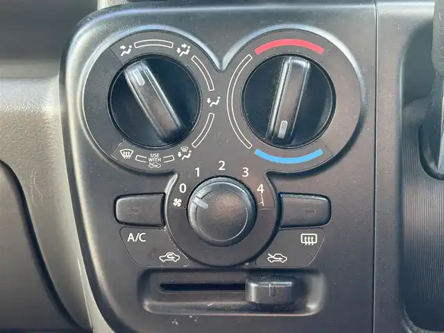 スズキ エブリイ PC リミテッド 愛媛県 2019(令1)年 7.4万km ブルーイッシュブラックパール3 登録時走行距離:73520km/ディーラーOP純正ナビ/AM/FM/TV/DVD/CD/SD/Bluetooth/ETC/ＡＣ/ハロゲンヘッドライト/両側スライドドア/横滑り防止装置/盗難防止装置/衝突軽減システム/ABS/パワステ/エアバッグ/リモコンキー/スペアキー