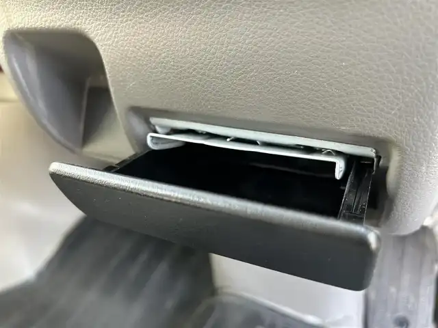 スズキ エブリイ PC リミテッド 愛媛県 2019(令1)年 7.4万km ブルーイッシュブラックパール3 登録時走行距離:73520km/ディーラーOP純正ナビ/AM/FM/TV/DVD/CD/SD/Bluetooth/ETC/ＡＣ/ハロゲンヘッドライト/両側スライドドア/横滑り防止装置/盗難防止装置/衝突軽減システム/ABS/パワステ/エアバッグ/リモコンキー/スペアキー