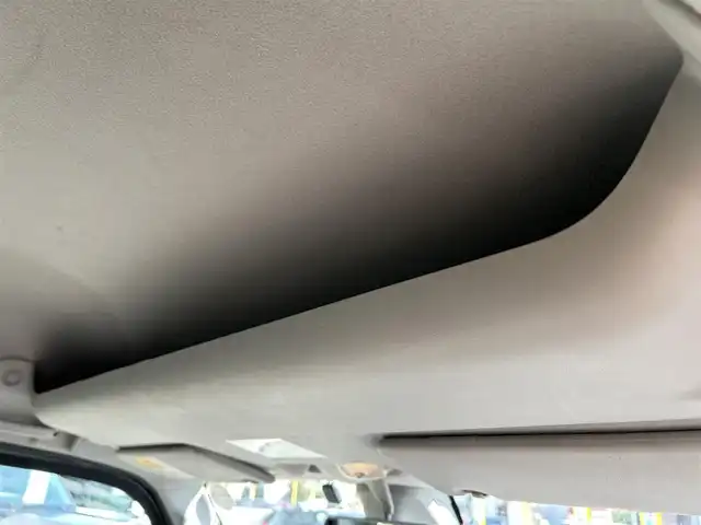 スズキ エブリイ PC リミテッド 愛媛県 2019(令1)年 7.4万km ブルーイッシュブラックパール3 登録時走行距離:73520km/ディーラーOP純正ナビ/AM/FM/TV/DVD/CD/SD/Bluetooth/ETC/ＡＣ/ハロゲンヘッドライト/両側スライドドア/横滑り防止装置/盗難防止装置/衝突軽減システム/ABS/パワステ/エアバッグ/リモコンキー/スペアキー