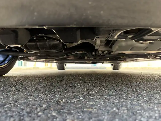 トヨタ ヴィッツ RS G’s スマートパッケージ 三重県 2017(平29)年 4.6万km オレンジM 登録時走行距離４５２２８km/ローダウン/トヨタセーフティセンスC/　・プリクラッシュセーフティ/　・レーンディパーチャーアラート/　・オートマチックハイビーム/　・先行車発進告知機能/ストラーダナビ/　・フルセグTV/　・Bluetooth/　・DVD/CD再生/　・録音機能/スマートキー/リアスポイラー/アイライン/LEDイルミネーションビーム/Gs17インチアルミホイール/ハーフレザーシート(フロントシートGsエンブレム付き)/革巻き(ステアリング・シフトノブ)/ステアリングスイッチ/パドルシフト/LEDヘッドライト/フォグライト/リアフォグライト /オートライト/オートリトラクタブルミラー/ウィンカーミラー/ドライブレコーダー/Gsフロアマット/ETC/プライバシーガラス/ドアバイザー/横滑り防止機能