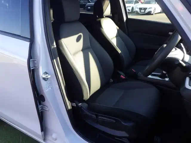 ホンダ フィット e:HEVベーシック 千葉県 2020(令2)年 5.1万km プレミアムサンライトホワイトパール 185/60R15/ワンオーナー/ホンダセンシング/・衝突軽減ブレーキ（CMBS）/・車線維持支援システム（LKAS）/・アダプティブクルーズコントロール（ACC）/・後方誤発進抑制機能/・誤発進抑制機能/純正プレミアムインターナビ/地デジTV/【DVD/CD再生機能　Bluetooth接続】/バックカメラ/LEDヘッドライト/ウインカーミラー/コーナーセンサー/サイド/カーテンエアバッグ/Honda スマートキー