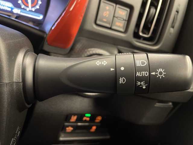 スズキ ハスラー HYBRID X 宮崎県 2020(令2)年 1.7万km バーミリオンオレンジ/ガンメタリック2トーン SUZUKI Safety Support/〇デュアルカメラブレーキサポート/〇後退時ブレーキサポート/〇誤発進抑制機能（前方・後方）/〇車線逸脱警報機能/〇車線逸脱抑制機能/〇ふらつき警報機能/〇標識認識機能/〇オートマチックハイビーム/〇コーナーセンサー/〇先行車発進お知らせ機能/純正9インチHDディスプレイ（ナビ機能）/フルセグTV/CD/DVD/Bluetooth/全方位モニター/シートヒーター/LEDヘッドライト/ビルトインETC/純正15インチAW/アイドリングストップ