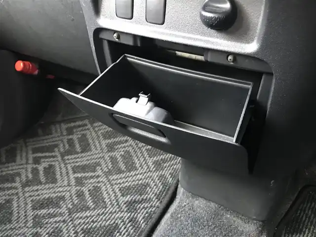 ダイハツ タント カスタム X 栃木県 2011(平23)年 6.2万km ブラックマイカメタリック (株)IDOMが運営する【じしゃロン小山店】の自社ローン対象車両になります。こちらは現金ご利用時の価格です。/自社ローンご希望の方は別途その旨お申付け下さい。//禁煙車/純正フルセグナビ/（CD/DVD/AM/FMラジオ）/スマートキー/片側パワースライドドア/電動格納ドアミラー/パワーウインドウ